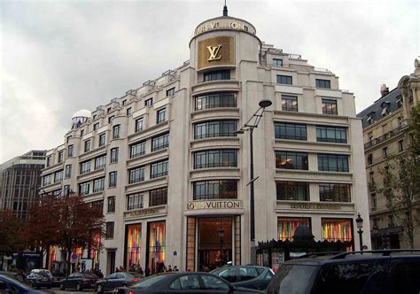 hotel louis vuitton